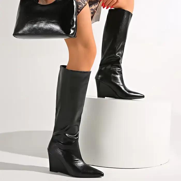 Mode talons hauts compensés bottes longues femmes grande taille en cuir Pu genou haute Botas Mujer Sexy Punk noir bout