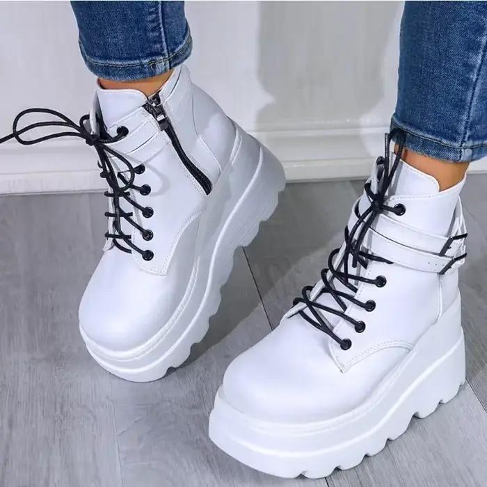 Bottes gothiques noires pour femmes hautes avec plateforme et talons épaissis pour l'hiver style rock occasionnel et gothique