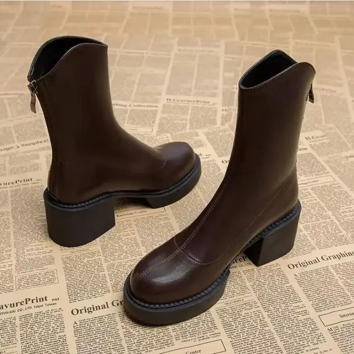 Chaussures élégantes à talons mi-mollet pour femmes