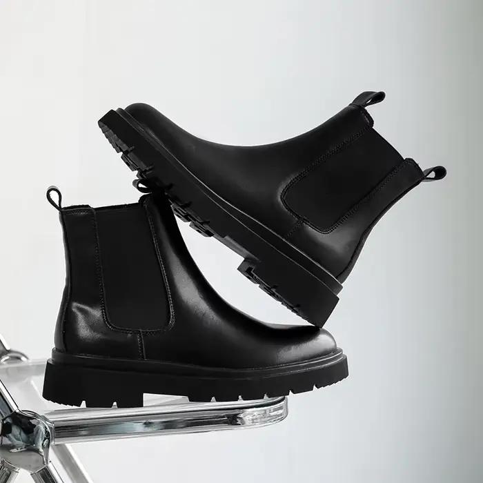 Bottes Chelsea montantes en cuir pour hommes, chaussures en cuir noir, bottes de cheminée rétro pour hommes, vêtements de cérémonie, tendance, bottes décontractées, 2025