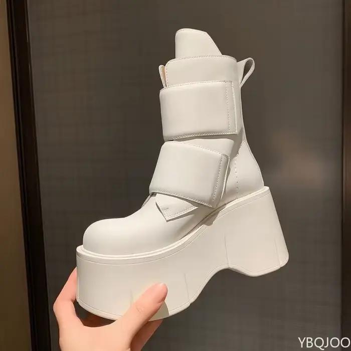 À la mode polyvalent hauteur augmentant les bottes pour femmes nouveau printemps automne décontracté confortable à