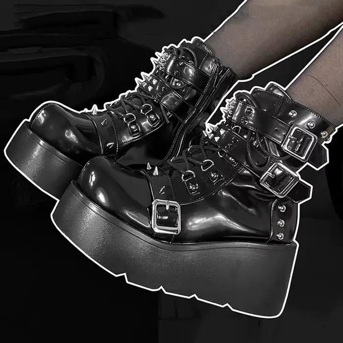 Femmes Punk bottes en cuir PU Rivet boucle conception chaussures Cool rétro grosses compensées plate-forme