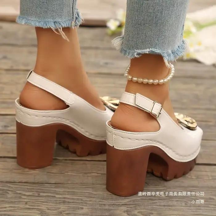 Sandales à talon carré et bout ouvert pour femmes, chaussures d'été à plateforme 2026, à semelle épaisse avec boucle métallique, à enfiler