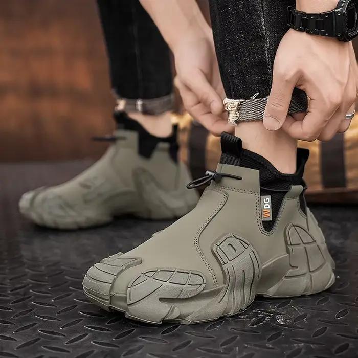 Botte courte d'extérieur pour hommes, chaussures montantes décontractées à semelles épaisses, chaussures tendance, chaussures de sport, bottes nues, nouvelle collection automne 2024