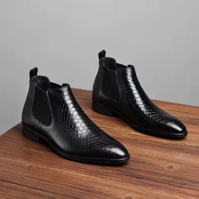 Nouvelles bottes pour hommes