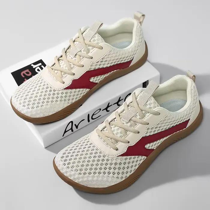 Nouvelles chaussures décontractées estivales élégantes à découpes