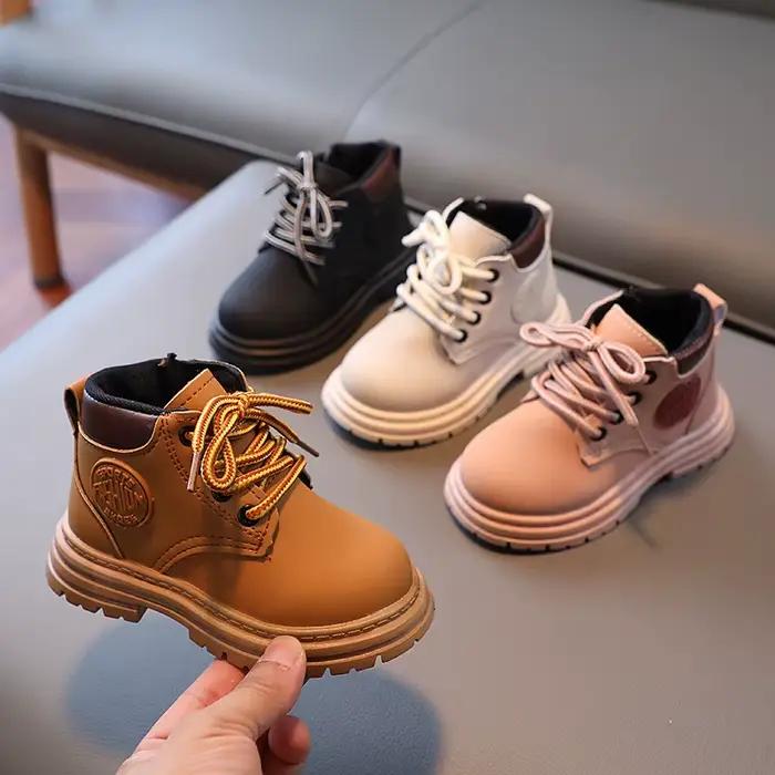 Bottes en cuir PU pour garçons et filles, bottines pour enfants, chaussures à semelles souples pour garçons, chaussures d'extérieur antidérapantes, bottes de neige à la mode pour l'hiver