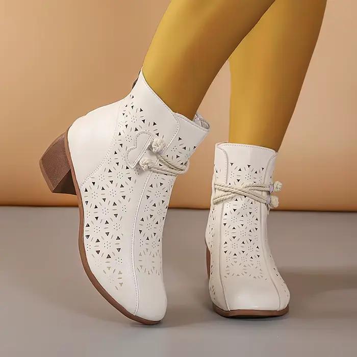 Bottines à talons mi-hauts et semelle souple ajourée pour femmes