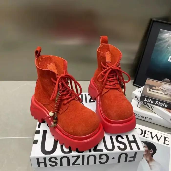 Rétro femmes botte mode en cuir souple plate-forme
