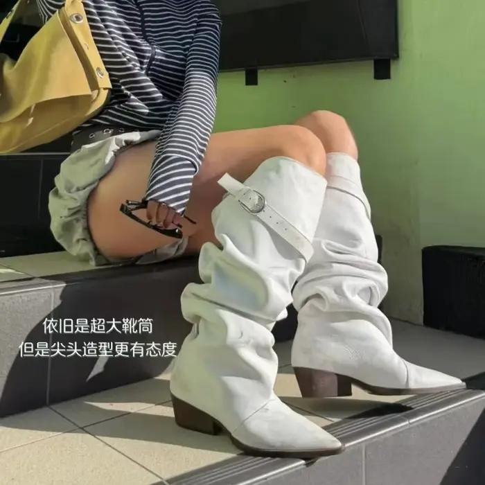 Bottes en fourrure à revers épais, nouveau style 2026, bottes plissées mi-mollet pour femmes