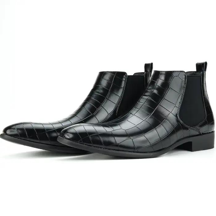 Bottines courtes Chelsea montantes pour hommes, chaussures d'hiver à petite tête carrée, à la mode, bottines polyvalentes, nouvelle collection