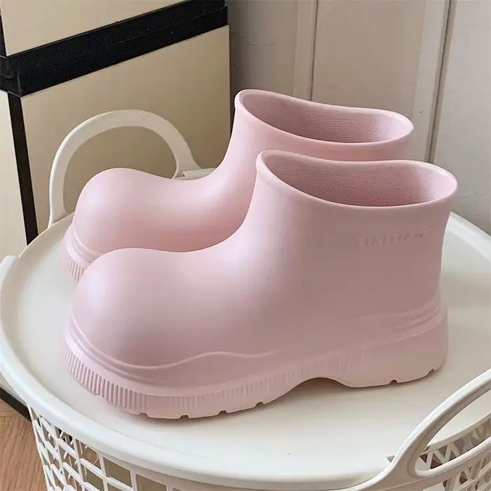 Nouvelles bottes de pluie à bout large pour femmes