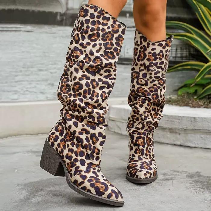 Bottes empilables élégantes à talons carrés