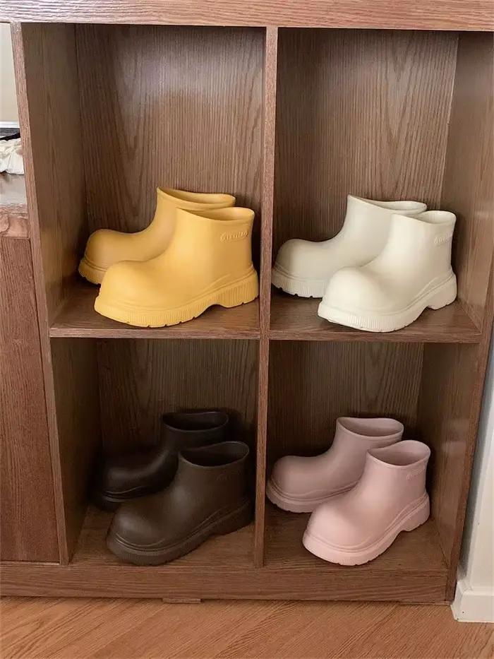 Bottes de pluie tendance haut de gamme pour femmes, imperméables, pour l'extérieur, bottes de pluie montantes, nouvelle collection printemps 2026, semelle épaisse antidérapante