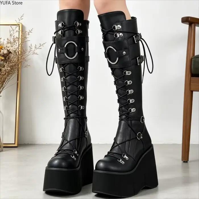 Bottes longues à talons compensés pour femmes