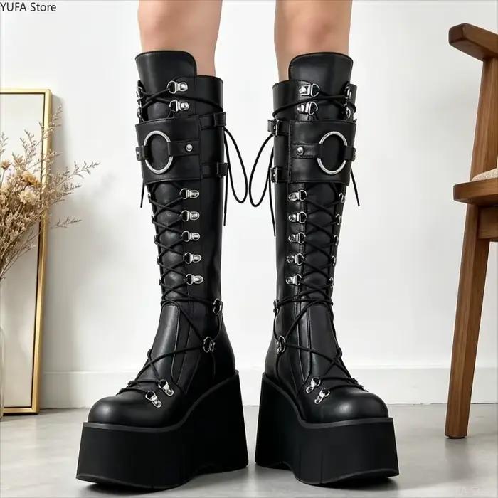 Bottes longues à talons compensés pour femmes