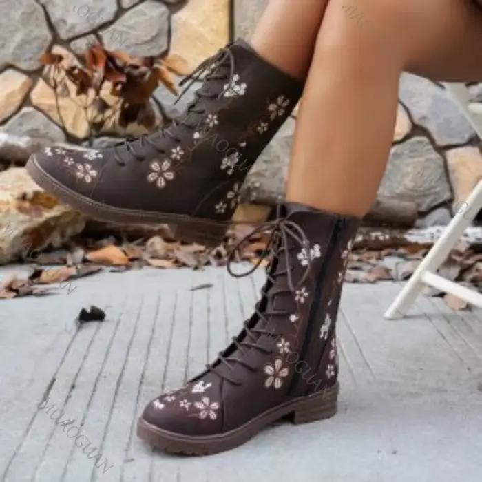 Femme bottines rétro broderie printemps automne chaussures femmes décontracté épais talon bas fermeture éclair latérale Western tête ronde mode Botines bottes femmes	 chaussure femme bottine femme cha