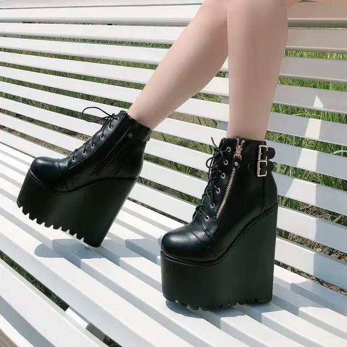 Bottes tendance pour femmes avec talons de 16 cm