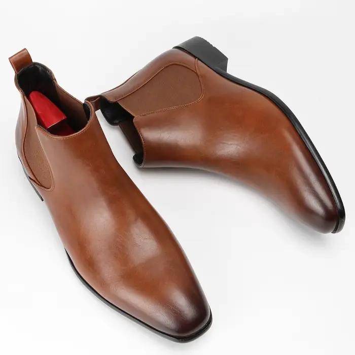 Bottines courtes Chelsea montantes pour hommes, chaussures d'hiver à petite tête carrée, à la mode, bottines polyvalentes, nouvelle collection