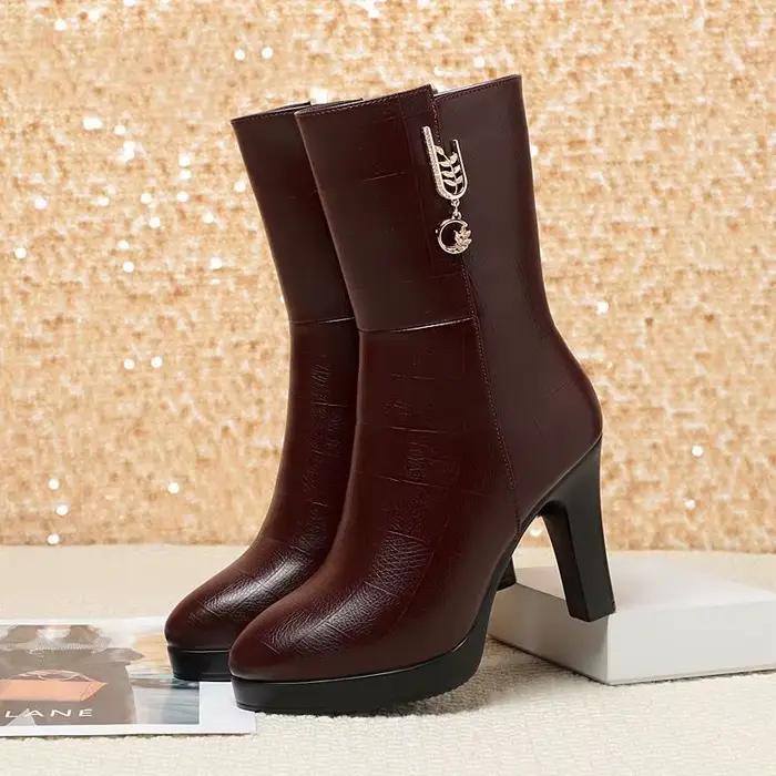 Bottes mi-mollet pour femmes, bottes à talons hauts pointus, bottes en cuir décontractées de haute qualité pour femmes, bottes d'hiver chaudes et douces