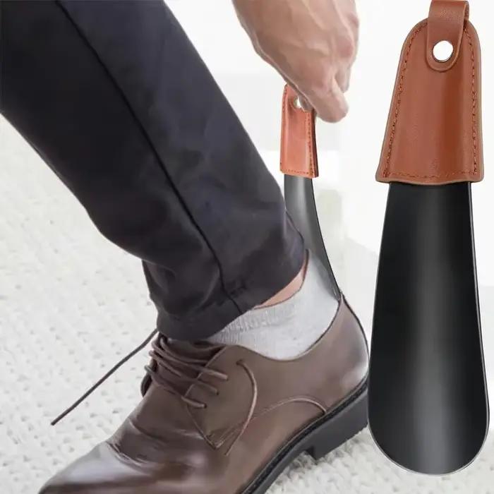 1 chausse-pied en acier inoxydable avec poignée en cuir