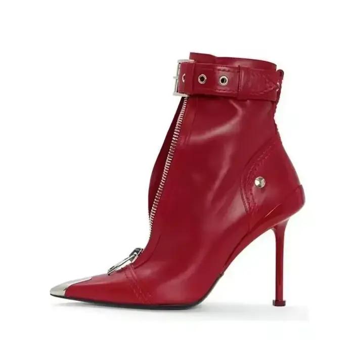 Boucle de ceinture avant fermeture éclair défilé de mode bottes courtes femmes automne hiver nouvelle décoration en métal pointu rouge talons hauts bottines