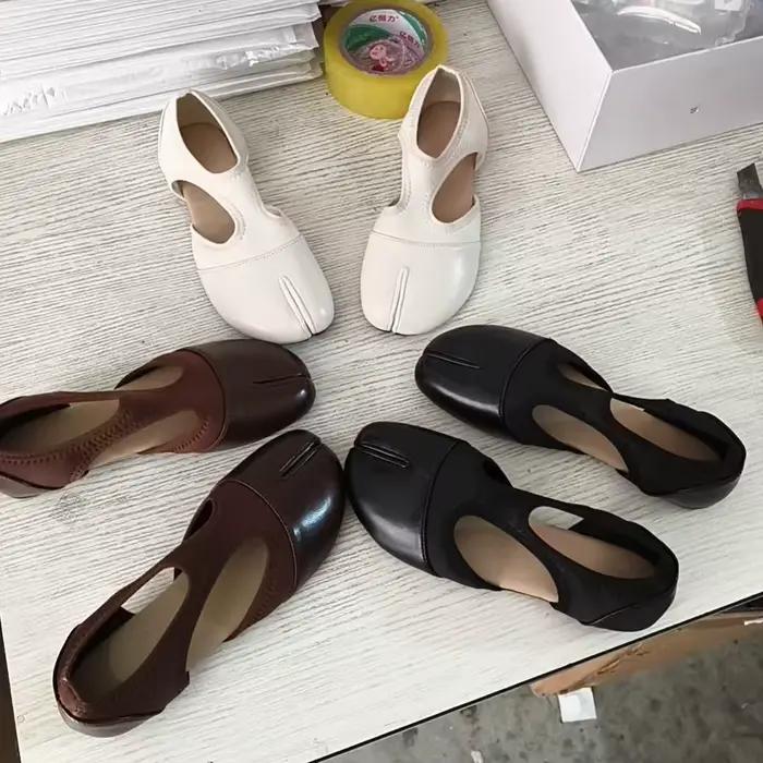 Chaussures Mary Janes pour femmes, style Tabi à bout fendu, baskets de marche d'été, mocassins décontractés à empiècements, ballerines de créateur