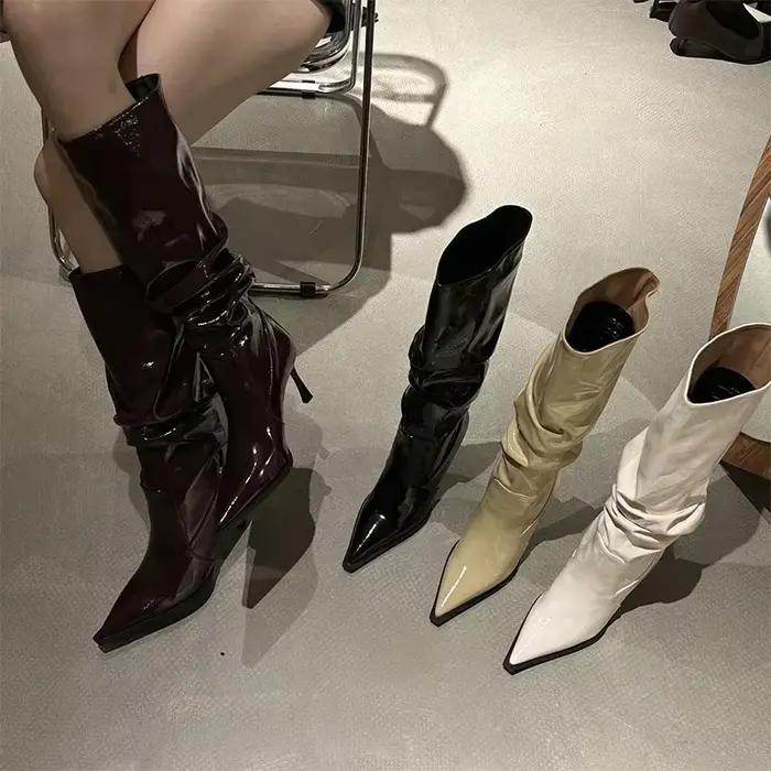 Bottes hautes sexy en cuir pour femmes élégantes et confortables occasions spéciales hiver talons fins bout pointu
