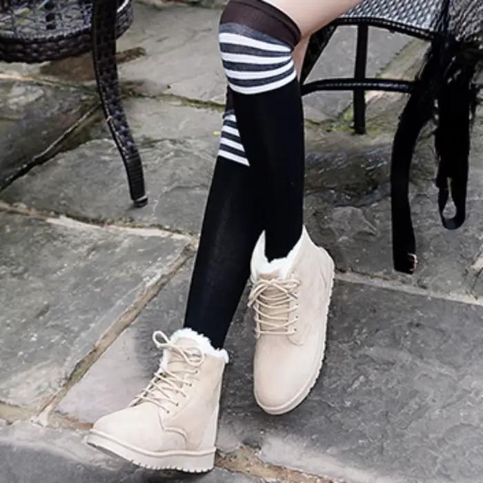 Bottes Courtes en Velours pour Femme
