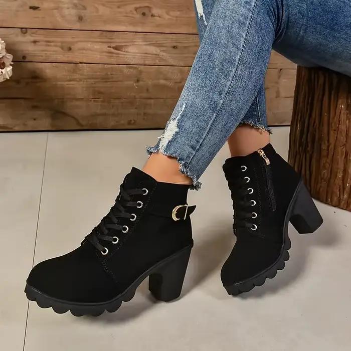 Bottes à lacets pour femmes élégantes et résistantes, bottes anti-aldes, mode extérieure, automne-hiver, haute qualité, talon moyen, bout rond, matériau caoutchouc, couleurs variées, occasions spéciales