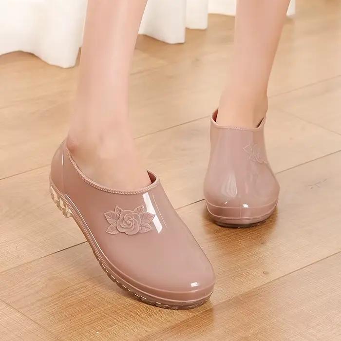 Nouvelles chaussures de pluie basses pour femmes