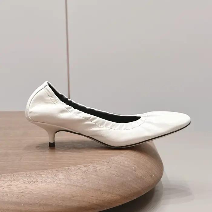 Nouvelles Chaussures Simples Commuter à Talon Chat Rond Français 2026 pour Femmes avec Escarpins Pli