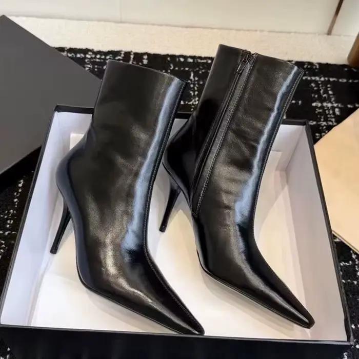 Bottines Chelsea élégantes en cuir verni pour femme, à bout pointu et talons fins, collection automne-hiver