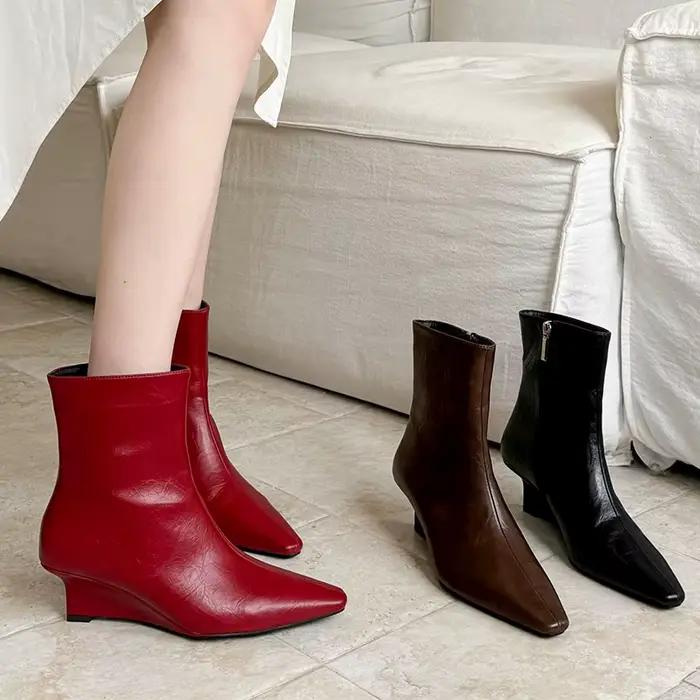 Nouvelles bottines à fermeture éclair pour femmes, chaussures à bout pointu, talons compensés tendance, chaussures sexy pour femmes, bottines courtes