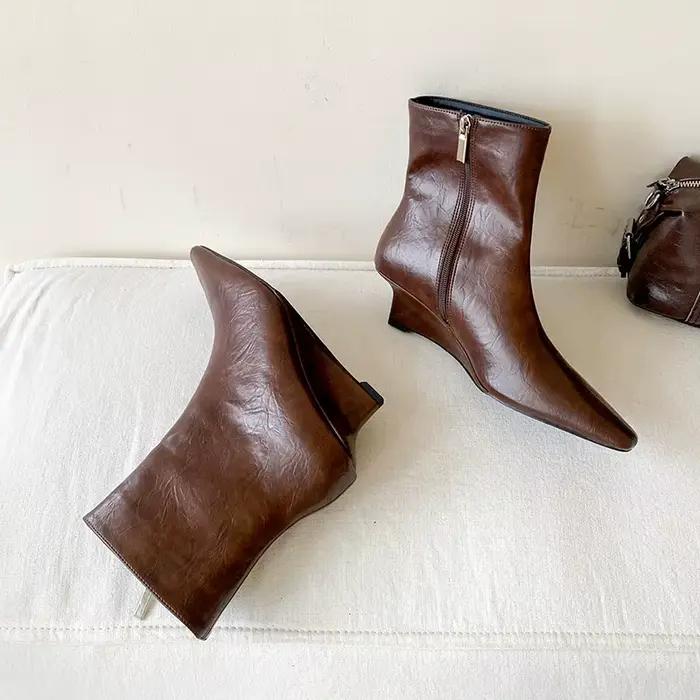 Nouvelles bottines à fermeture éclair pour femmes, chaussures à bout pointu, talons compensés tendance, chaussures sexy pour femmes, bottines courtes