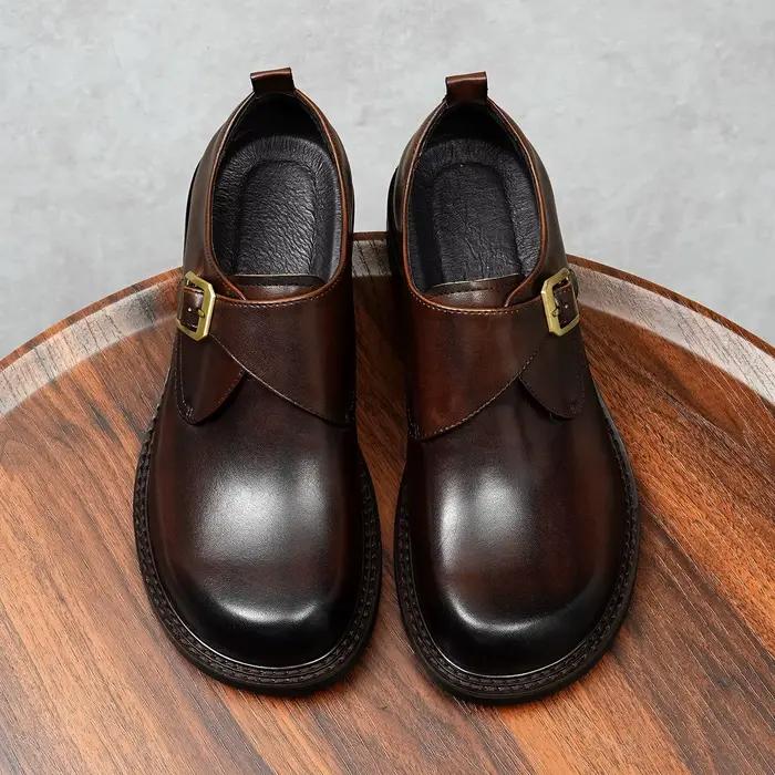 Nouvelles chaussures pour hommes, chaussures en cuir à bout carré avec boucle, faites à la main, en cuir véritable, vêtements de cérémonie pour mariages, grande taille 46, pour le travail