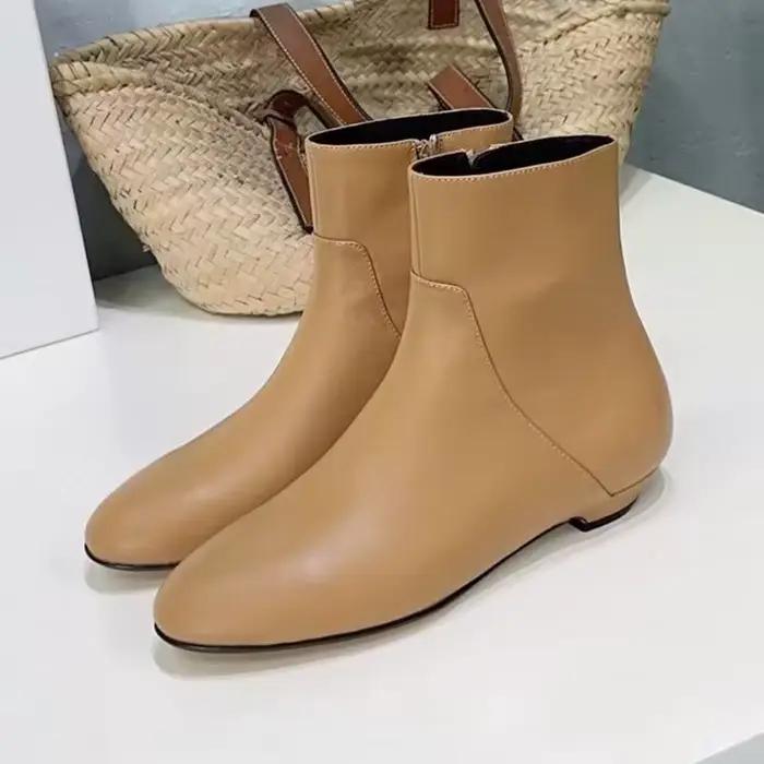 Nouvelles femmes couleur unie fermeture éclair latérale épaisse avec cheville Botas bout rond en cuir véritable bottes