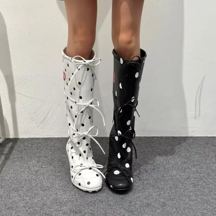 Nouvelles Bottes Mi-Hautes Décontractées à Pois pour Femme 2026 – Design Rétro Imprimé Tendance avec Nœud Décoratif et Talon Confortable