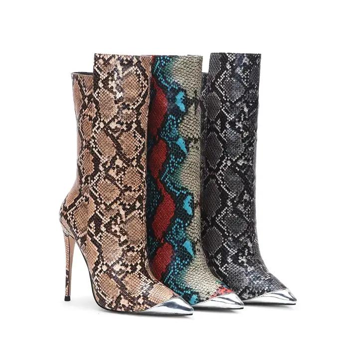 Bottes hautes à talon aiguille imprimé serpent vibrant
