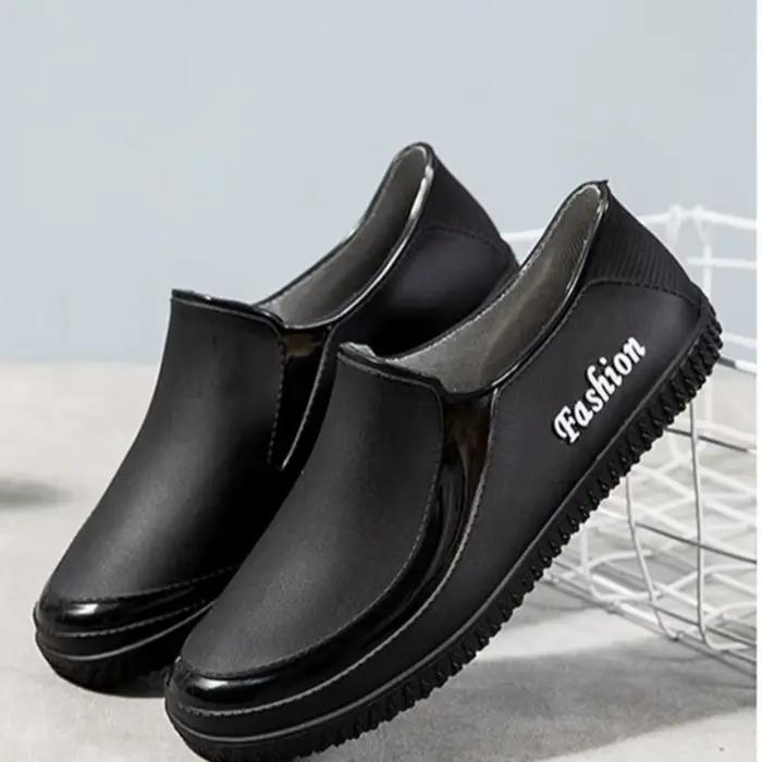 Chaussures de pluie imperméables tendance pour femmes, bottes de pluie basses à semelle plate antidérapantes pour femmes, idéales pour la cuisine, le lavage de voiture et le travail
