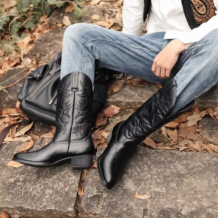 Brodé hommes genou talon haut bottes en cuir rétro européen américain Western Cowboy