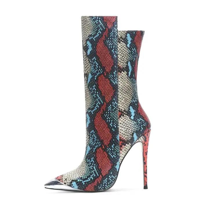 Bottes hautes à talon aiguille imprimé serpent vibrant
