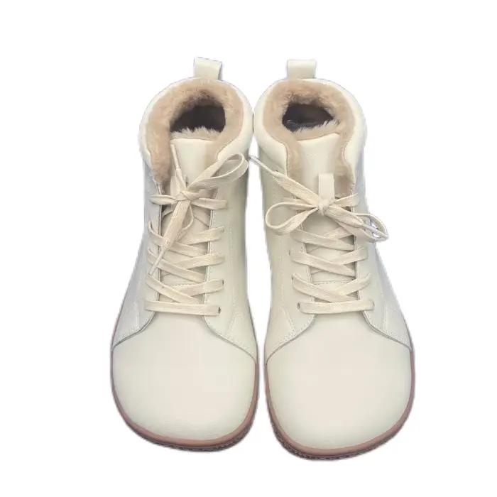 Bottes d'hiver en cuir avec fourrure intérieure pour femmes confortables et élégantes pour occasions décontractées printemps automne