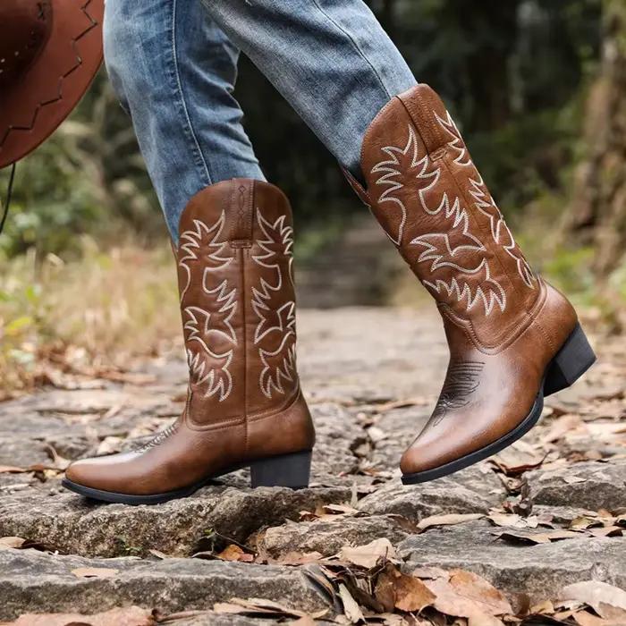 Brodé hommes genou talon haut bottes en cuir rétro européen américain Western Cowboy