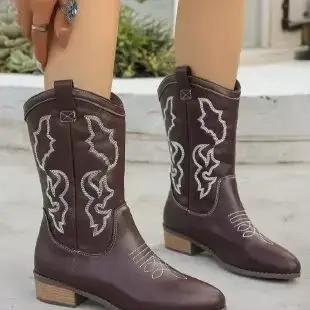 Bottes pour femmes grande taille, style automne/hiver, broderie colorée, talon épais, bout pointu, polyvalentes, à large ouverture