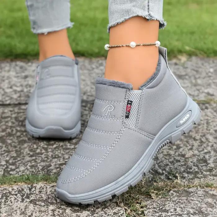Bottines d'hiver doublées de polaire, imperméables, antidérapantes et confortables, avec plateforme pour femmes, style coréen, bottines à enfiler, semelle en peluche pour l'hiver, bottes décontractées pour l'extérieur