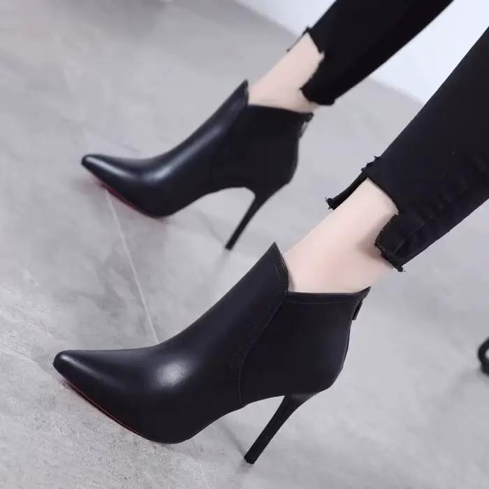 Bottines en cuir noir à talons fins bout pointu pour femmes, élégantes et résistantes à l'eau pour printemps et automne occasions spéciales