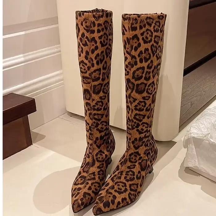 Nouveau bout pointu genou bottes hautes femmes daim léopard talons chaussures marque Sexy bottes d'hiver chaussures habillées pour femmes pompes Botas Mujer