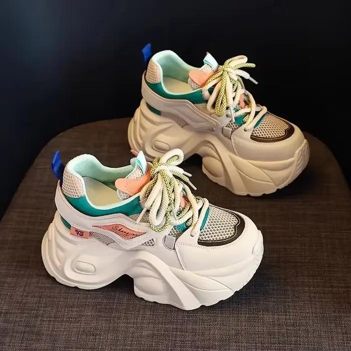 Printemps automne haute sur plate-forme chaussures pour dames esthétique 39 décontracté vulcanisé chaussure coréenne légère marche pas cher chaussures pour femmes vente