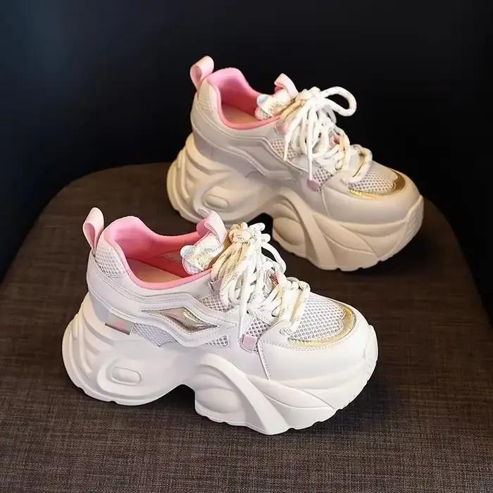 Printemps automne haute sur plate-forme chaussures pour dames esthétique 39 décontracté vulcanisé chaussure coréenne légère marche pas cher chaussures pour femmes vente